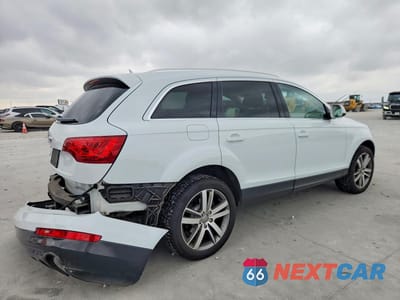 Trzecie zdjęcie samochodu z tyłu: 2013 AUDI Q7 PREMIUM PLUS VIN:WA1LGAFE2DD007638 - miniatura