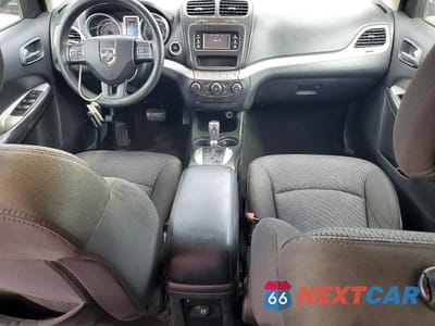 Zdjęcie 8 z 12 samochodu: 2016 DODGE JOURNEY SE VIN:3C4PDCABXGT128201 - miniatura