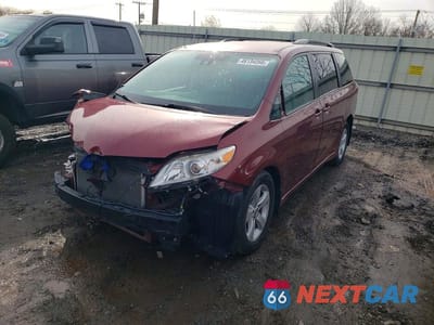 2020 TOYOTA SIENNA LE 8-PASSENGER 5TDKZ3DC1LS043252 - główne zdjęcie licytacji z USA - miniatura