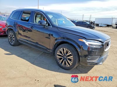 Czwarte zdjęcie samochodu z boku: 2021 VOLVO XC90 T6 MOMENTUM VIN:YV4A22PKXM1712952 - miniatura