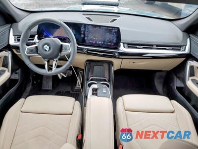 Zdjęcie 8 z 13 samochodu: 2025 BMW X1 XDRIVE28I VIN:WBX73EF04S5376364 - miniatura