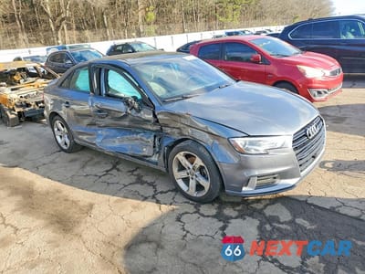 Czwarte zdjęcie samochodu z boku: 2017 AUDI A3 PREMIUM VIN:WAUAUGFF3H1024115 - miniatura