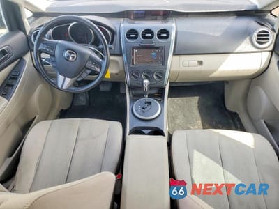 Zdjęcie 8 z 12 samochodu: 2011 MAZDA CX-7 VIN:JM3ER2BMXB0373614 - miniatura
