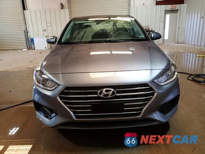 Piąte zdjęcie samochodu w środku: 2019 HYUNDAI ACCENT SE VIN:3KPC24A3XKE067884 - miniatura