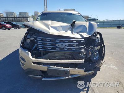 Piąte zdjęcie samochodu w środku: 2017 FORD EXPLORER XLT VIN:1FM5K7D85HGD95834 - miniatura