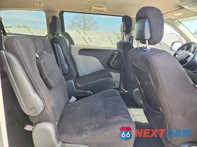 Zdjęcie 11 z 13 samochodu: 2011 DODGE GRAND CARAVAN EXPRESS VIN:2D4RN4DG7BR685570 - miniatura