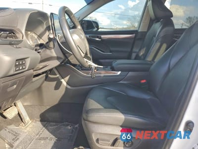 Zdjęcie 7 z 14 samochodu: 2022 TOYOTA HIGHLANDER HYBRID LIMITED VIN:5TDXBRCH2NS556359 - miniatura