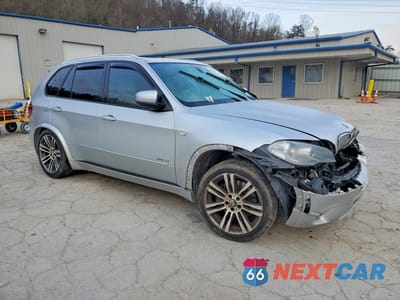 Czwarte zdjęcie samochodu z boku: 2012 BMW X5 XDRIVE50I VIN:5UXZV8C54CL424796 - miniatura