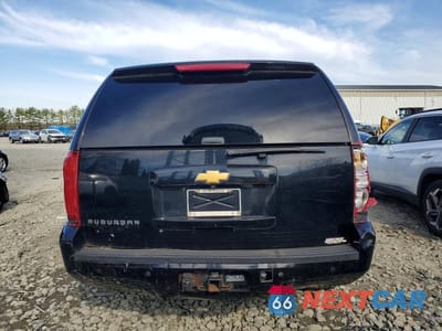 Zdjęcie 6 z 13 samochodu: 2013 CHEVROLET SUBURBAN K1500 LT VIN:1GNSKJE79DR251185 - miniatura