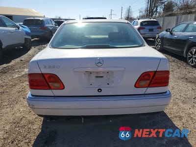 Zdjęcie 6 z 11 samochodu: 1999 MERCEDES-BENZ E 320 VIN:WDBJF65H0XA869012 - miniatura