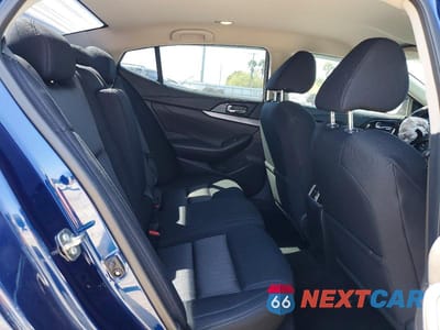 Zdjęcie 10 z 13 samochodu: 2017 NISSAN MAXIMA 3.5 S VIN:1N4AA6AP2HC410248 - miniatura