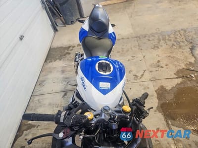 Piąte zdjęcie samochodu w środku: 2024 KAWASAKI ZX400 S VIN:ML5ZXCS11RDA27012 - miniatura