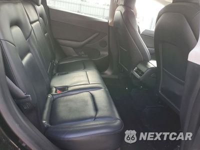 Zdjęcie 12 z 14 samochodu: 2022 TESLA MODEL Y LONG RANGE VIN:7SAYGDEE7NF387457 - miniatura