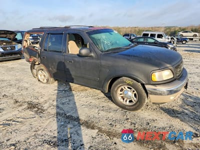Czwarte zdjęcie samochodu z boku: 2002 FORD EXPEDITION EDDIE BAUER VIN:1FMRU17L62LA44776 - miniatura