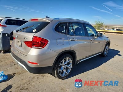 Trzecie zdjęcie samochodu z tyłu: 2014 BMW X1 XDRIVE28I VIN:WBAVL1C59EVY18845 - miniatura