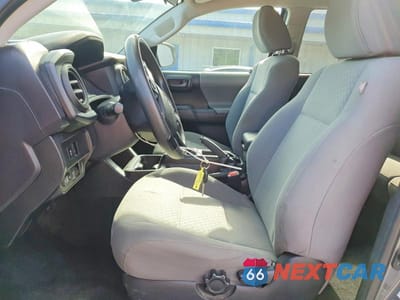 Zdjęcie 7 z 12 samochodu: 2020 TOYOTA TACOMA SR VIN:5TFAX5GN8LX187739 - miniatura