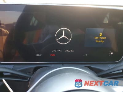 Zdjęcie 9 z 12 samochodu: 2025 MERCEDES-BENZ C 300 VIN:W1KAF4GB8SR253346 - miniatura