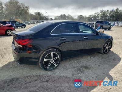 Trzecie zdjęcie samochodu z tyłu: 2019 MERCEDES-BENZ A 220 VIN:WDD3G4EBXKW032812 - miniatura