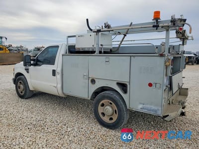 Drugie zdjęcie samochodu z przodu: 2008 FORD F350 SUPER DUTY UTILITY / SERVICE TRUCK VIN:1FDSF30508EC32757 - miniatura