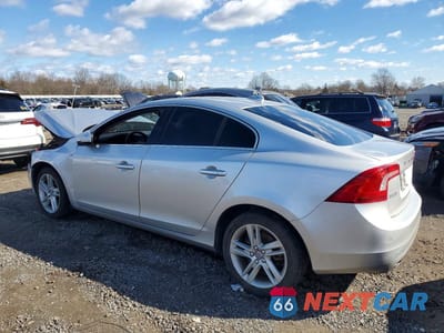 Drugie zdjęcie samochodu z przodu: 2015 VOLVO S60 PREMIER VIN:YV1612TK1F2356285 - miniatura