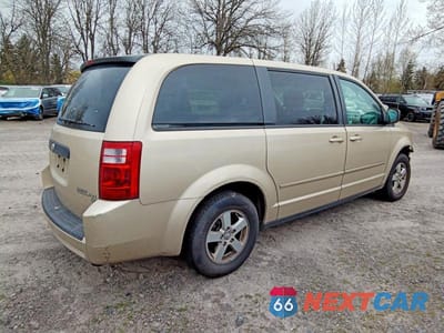Trzecie zdjęcie samochodu z tyłu: 2010 DODGE GRAND CARAVAN SE VIN:2D4RN4DE9AR303620 - miniatura