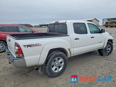 Trzecie zdjęcie samochodu z tyłu: 2013 TOYOTA TACOMA V6 VIN:5TFLU4EN7DX059511 - miniatura