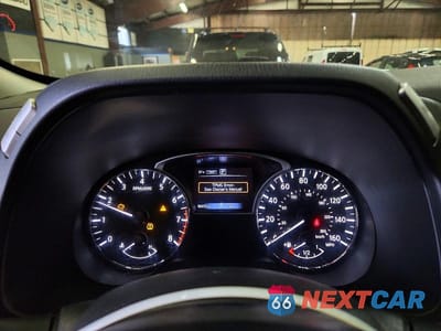 Zdjęcie 9 z 13 samochodu: 2019 NISSAN PATHFINDER SV VIN:5N1DR2MM6KC598754 - miniatura