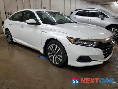 Czwarte zdjęcie samochodu z boku: 2022 HONDA ACCORD HYBRID VIN:1HGCV3F18NA001917 - miniatura