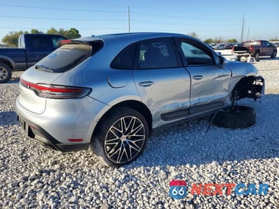 Trzecie zdjęcie samochodu z tyłu: 2026 PORSCHE MACAN BASE VIN:WP1AA2A52TLB00674 - miniatura