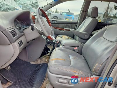 Zdjęcie 7 z 12 samochodu: 2005 TOYOTA SIENNA XLE LIMITED 7 PASSENGER VIN:5TDBA22C85S051923 - miniatura