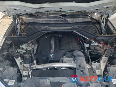 Zdjęcie 12 z 14 samochodu: 2015 BMW X5 XDRIVE35I VIN:5UXKR0C52F0K55729 - miniatura