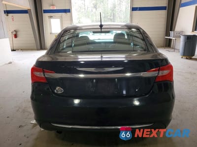 Zdjęcie 6 z 11 samochodu: 2014 CHRYSLER 200 LIMITED VIN:1C3CCBCG5EN180468 - miniatura