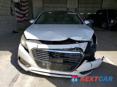 Piąte zdjęcie samochodu w środku: 2017 HYUNDAI SONATA HYBRID LIMITED VIN:KMHE34L33HA075674 - miniatura