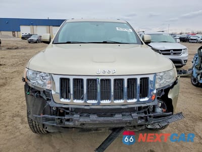 Piąte zdjęcie samochodu w środku: 2011 JEEP GRAND CHEROKEE LAREDO VIN:1J4RR4GG5BC565055 - miniatura