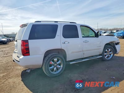 Trzecie zdjęcie samochodu z tyłu: 2008 CHEVROLET TAHOE K1500 VIN:1GNFK13058J121321 - miniatura