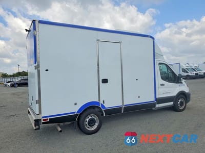 Trzecie zdjęcie samochodu z tyłu: 2021 FORD TRANSIT DELIVERY TRUCK VIN:1FDBW5Z88MKA84376 - miniatura