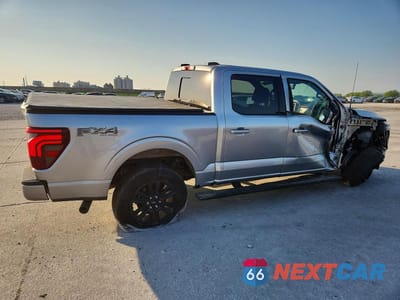 Trzecie zdjęcie samochodu z tyłu: 2025 FORD F150 PLATINUM VIN:1FTFW7L8XSFB48885 - miniatura