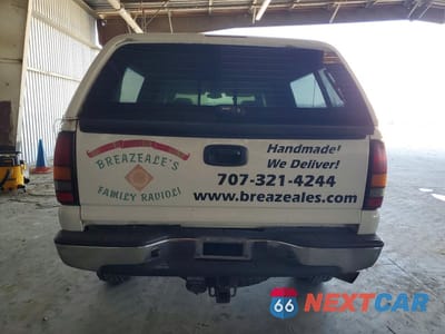 Zdjęcie 6 z 12 samochodu: 2005 GMC SIERRA K2500 HEAVY DUTY VIN:1GTHK23245F804666 - miniatura