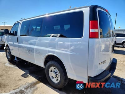 Drugie zdjęcie samochodu z przodu: 2014 CHEVROLET EXPRESS G3500 LS VIN:1GAZGXFG3E1210246 - miniatura