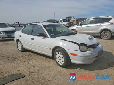 Czwarte zdjęcie samochodu z boku: 1998 DODGE NEON HIGHLINE VIN:1B3ES47C8WD501406 - miniatura