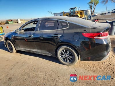 Drugie zdjęcie samochodu z przodu: 2017 KIA OPTIMA LX VIN:5XXGT4L35HG152210 - miniatura