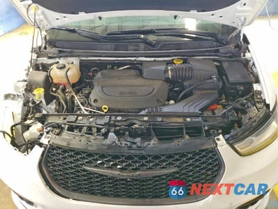 Zdjęcie 12 z 13 samochodu: 2025 CHRYSLER PACIFICA LIMITED VIN:2C4RC1GG1SR529778 - miniatura