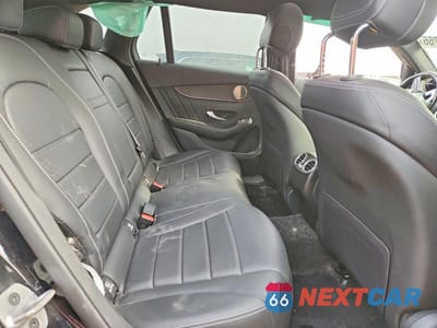 Zdjęcie 10 z 12 samochodu: 2021 MERCEDES-BENZ GLC 300 4MATIC VIN:W1N0G8EB4MV307953 - miniatura