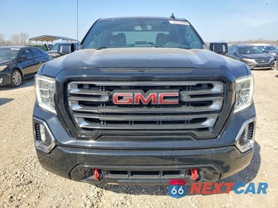 Piąte zdjęcie samochodu w środku: 2021 GMC SIERRA K1500 AT4 VIN:3GTU9EET6MG431225 - miniatura