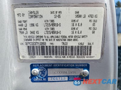 Zdjęcie 12 z 13 samochodu: 1996 DODGE RAM 3500 VIN:3B7MC33C8TM132859 - miniatura