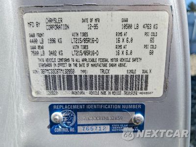 Zdjęcie 12 z 13 samochodu: 1996 DODGE RAM 3500 VIN:3B7MC33C8TM132859 - miniatura