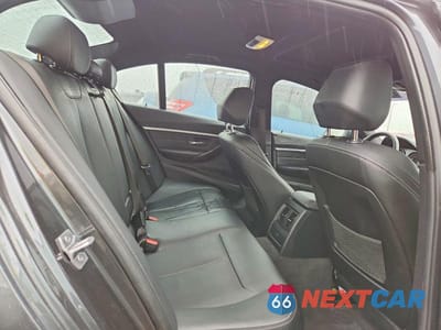 Zdjęcie 10 z 11 samochodu: 2018 BMW 330 XI VIN:WBA8D9G53JNU67881 - miniatura