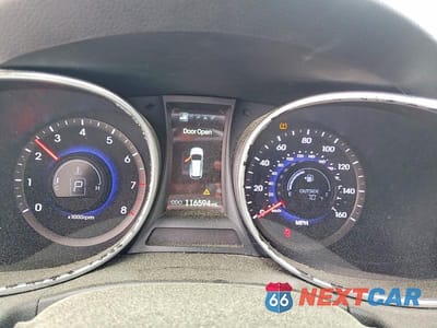 Zdjęcie 9 z 13 samochodu: 2014 HYUNDAI SANTA FE LIMITED VIN:KM8SR4HF8EU085034 - miniatura