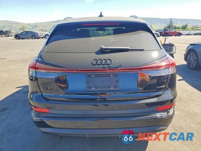 Zdjęcie 6 z 12 samochodu: 2024 AUDI Q4 E-TRON PRESTIGE VIN:WA1MUBFZ8RP048027 - miniatura