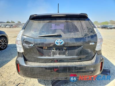 Zdjęcie 6 z 12 samochodu: 2014 TOYOTA PRIUS V TWO VIN:JTDZN3EUXE3321412 - miniatura